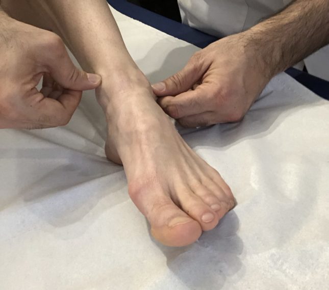 Ostéopathe, cheville et pied